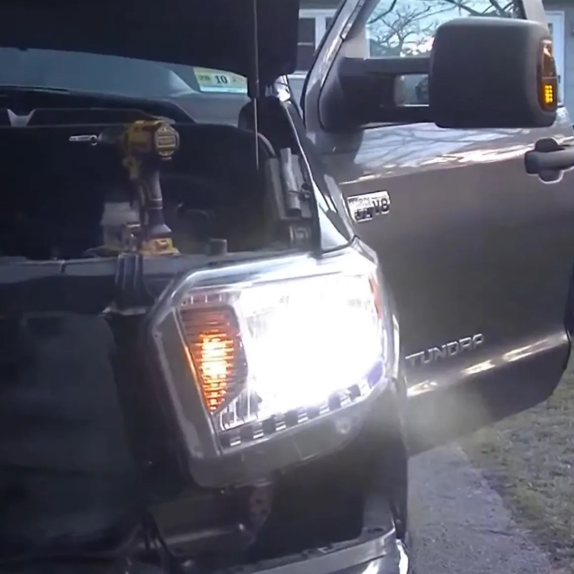 Custom Engineered for 2014-2017 Toyota Tundra LED Bulbs Upgrade