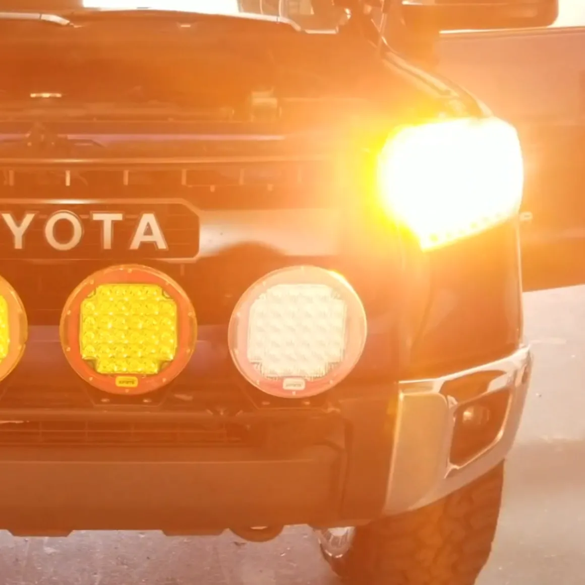 Custom Engineered for 2014-2017 Toyota Tundra LED Bulbs Upgrade